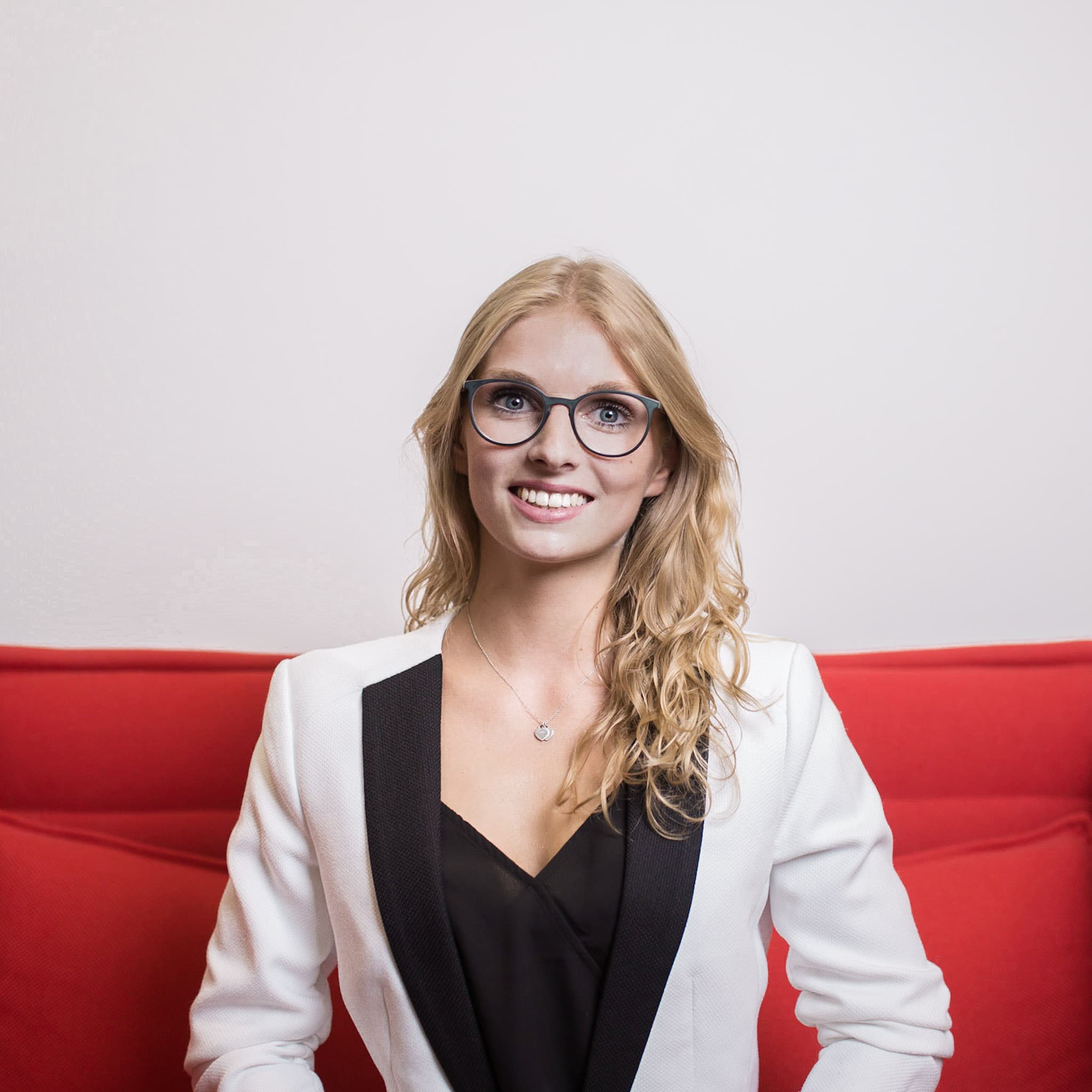 Anneke Bumann – Werkstudentin der KDS Personalberatung Anneke Bumann - Werkstudentin der KDS Personalberatung
